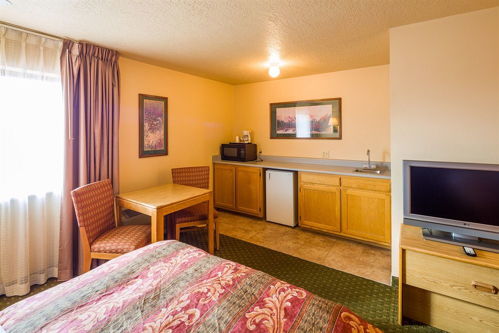 Alpine Inn & Suites Ганнисон Экстерьер фото