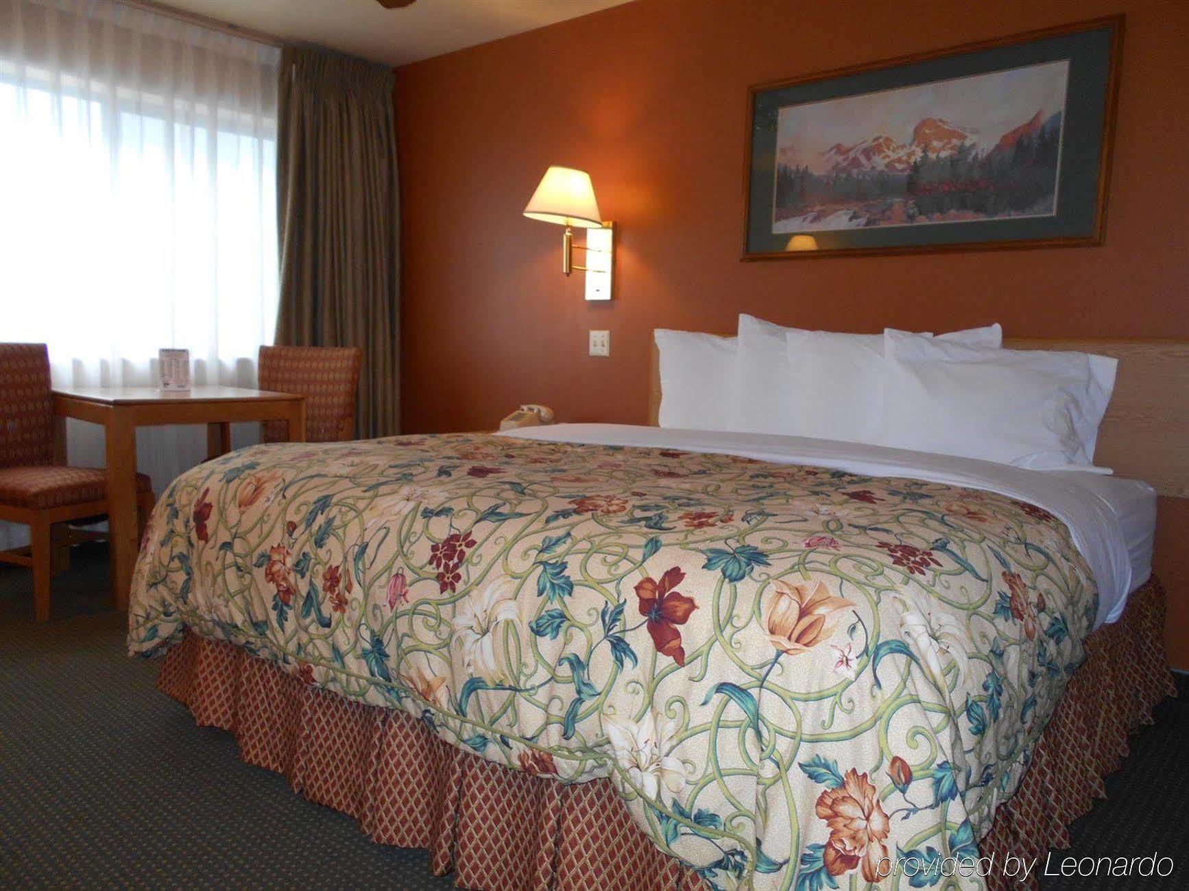 Alpine Inn & Suites Ганнисон Экстерьер фото