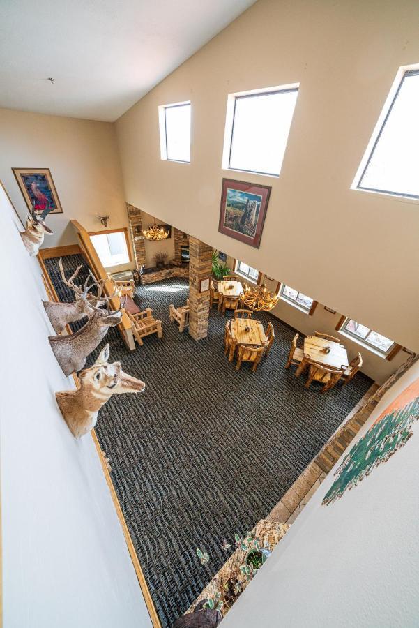 Alpine Inn & Suites Ганнисон Экстерьер фото