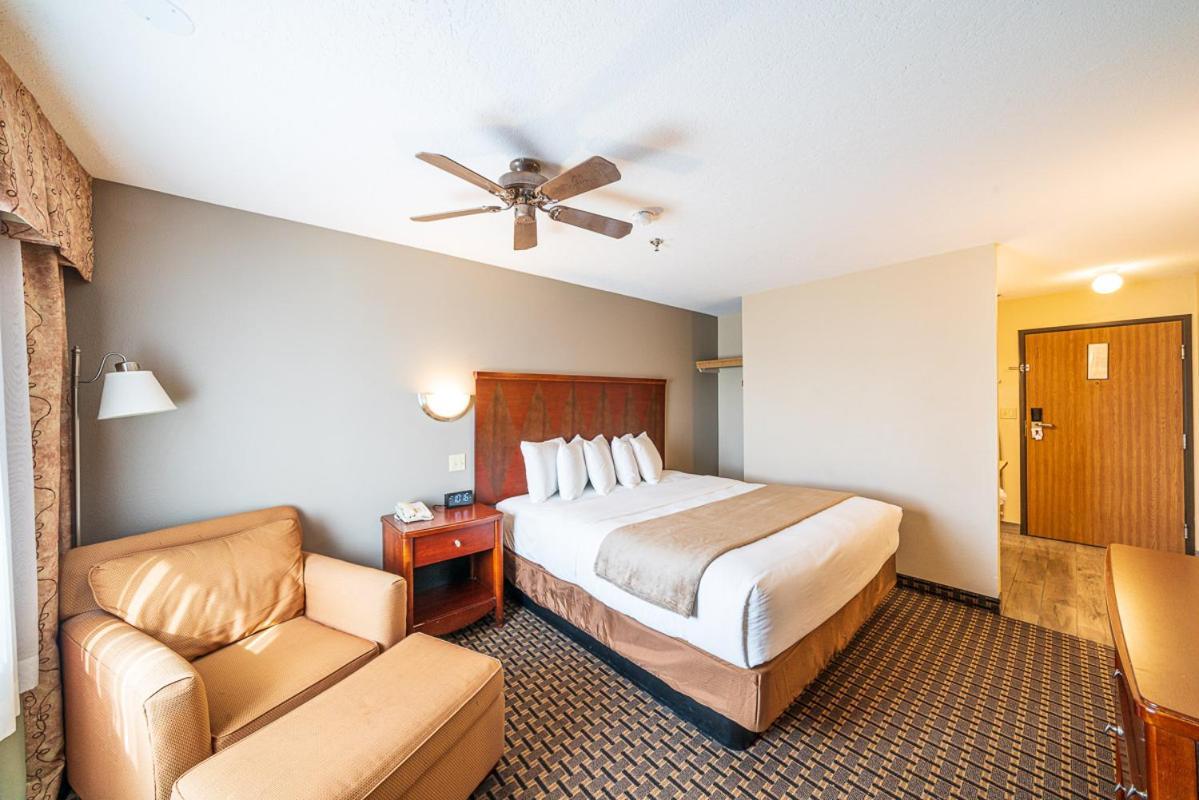 Alpine Inn & Suites Ганнисон Экстерьер фото